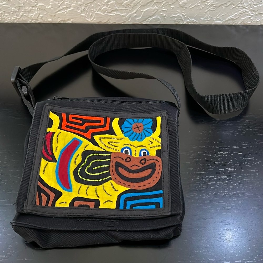 BLACK DECORATIVE CROSSBODY - Picture 7 of 7